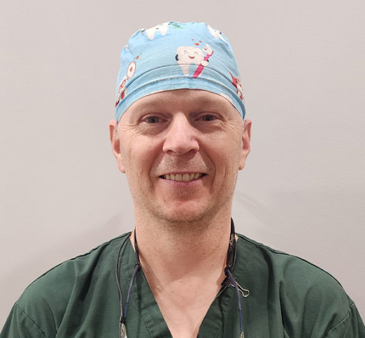 Dr. Jeff Dutka, Dentist in Lakewood Dental Centre - Portrait Photo