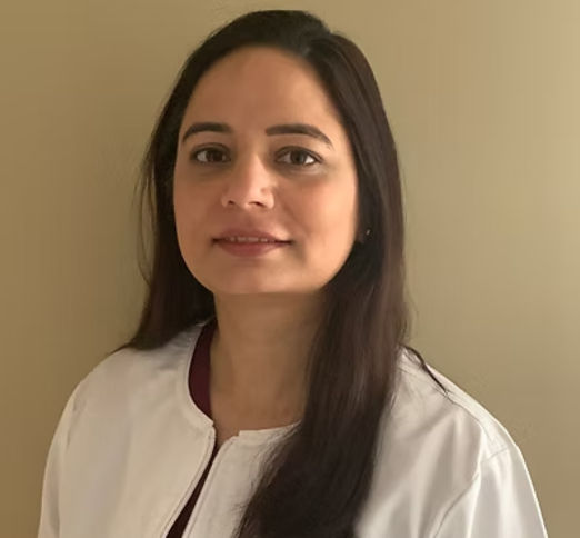 Dr. Meeta Mahal, Dentist in Amherst Family Dental Clinic - Portrait Photo