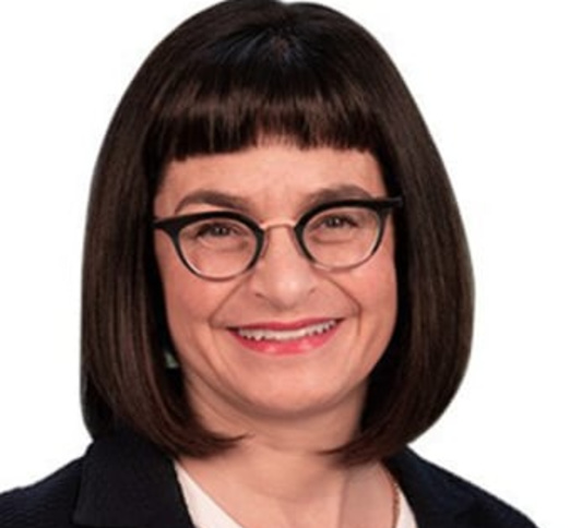 Dr. Catherine Dale, Dentist in Panorama Oral Surgery Centre - Portrait Photo