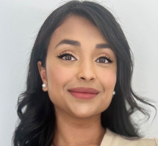 Dr. Saarah Amuthan, Dentist in The Art of Dentistry - Portrait Photo