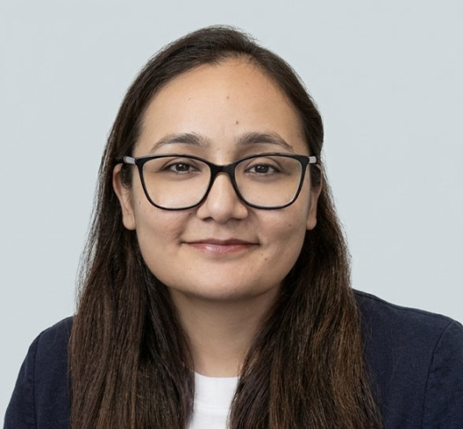 Dr. Ravitej Kaur, Dentist in Dawson Dental - East York - Portrait Photo