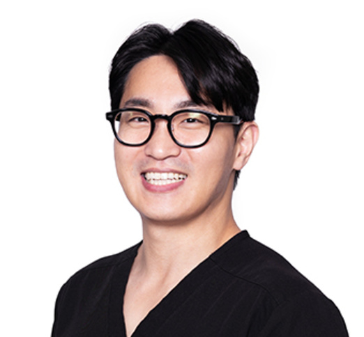 Dr. Brian Son, Dentist in Highgate Dental - Portrait Photo