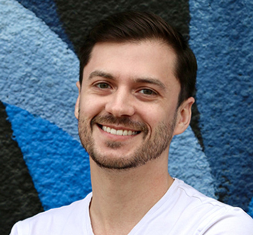 Dr. Graeden Winkelaar, Dentist in Apple Dental Care - Portrait Photo