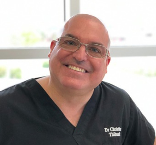 Dr. Christian Thibault, Dentist in Clinique Dentaire Sourire Santé - Portrait Photo