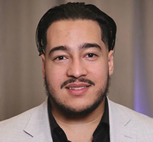 Dr. Nassim Ait-Boudaoud, Dentist in Clinique Dentaire Sourire Santé - Portrait Photo