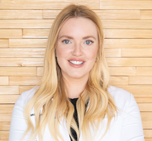 Dr. Chantara Lerner, Dentist in Emerald Park Dental Clinic - Portrait Photo