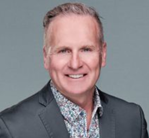 Dr. Bernie Olson, Dentist in Sutherland Dental - Portrait Photo