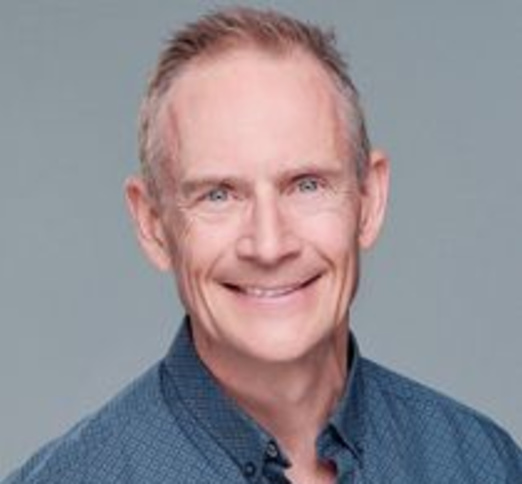 Dr. Tim Pierce, Dentist in Sutherland Dental - Portrait Photo