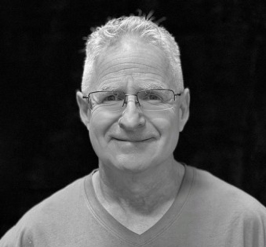 Dr. Roy Hudson, Dentist in St. Laurent Dental Centre - Portrait Photo