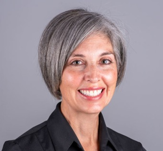 Dr. Annie Sauvé, Dentist in Centre Dentaire St-Nicolas - Portrait Photo