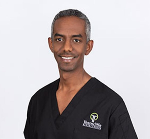 Dr. Ahferom Gebremedhin, Dentist in Thorncliffe Dental Centre - Portrait Photo