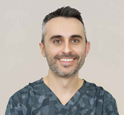 Dr. Michael Tordjman, Dentist in Centre Dentaire VIVA St-Zotique - Portrait Photo