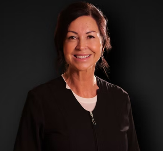 Dr. Nathalie Ross, Dentist in Clinique Dentaire Nathalie Ross - Portrait Photo