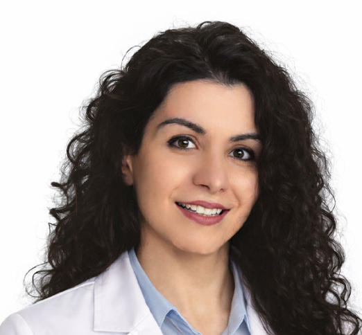 Dr. Eileen Ovaisy, Dentist in Lorette Dental Care - Portrait Photo