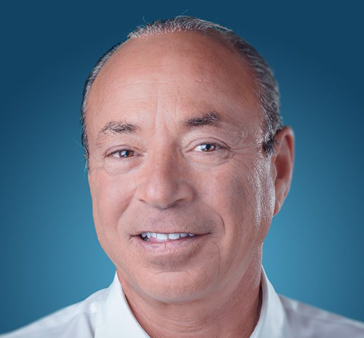 Dr. Richard Pearl, Dentist in Dawson Dental - Brampton - Portrait Photo