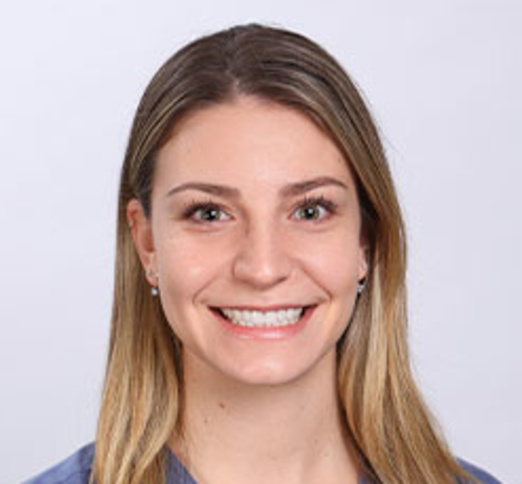 Dr. Melanie Girard, Dentist in Clinique Dentaire Dr. S. Sgro & Dr. J. Lang - Portrait Photo