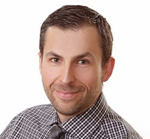 Dr. Peter Romanowski, Dentist in Hazeldean Dental Group - Portrait Photo
