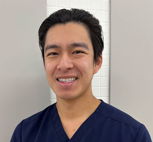 Dr. Gavin Leung, Dentist in Prairie Mall Dental Clinic - Portrait Photo