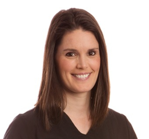 Dr. Janis Dylke-Schwab, Dentist in Family Dental Care River Point - Portrait Photo
