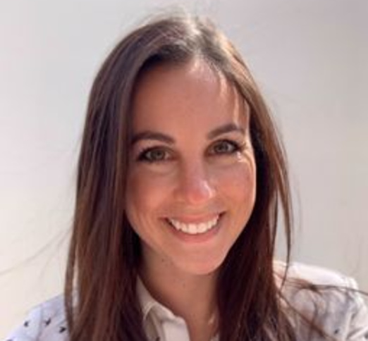 Dr. Camille Dubois, Dentist in Centre dentaire et d'implantologie Dr Danny Bonneau - Portrait Photo