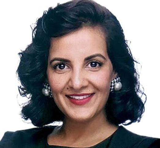 Dr. Huma Sharief, Dentist in Assiniboine Dental Group - Portrait Photo