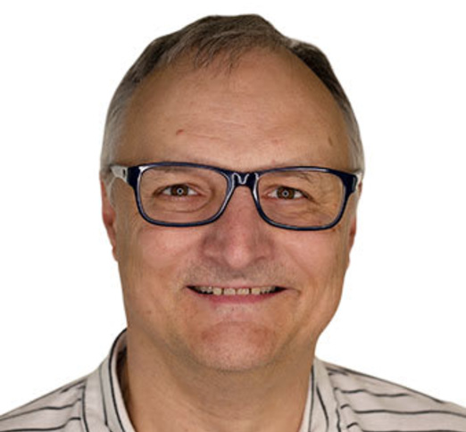 Dr. Igor Pesun, Dentist in Assiniboine Dental Group - Portrait Photo