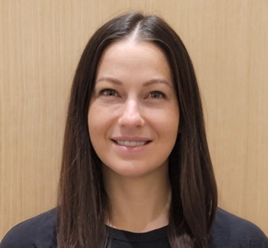 Dr. Zoe Brown, Dentist in Toothworks Richmond-Adelaide Dental - Portrait Photo