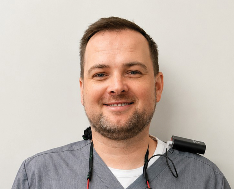Dr. Walter Junikiewicz