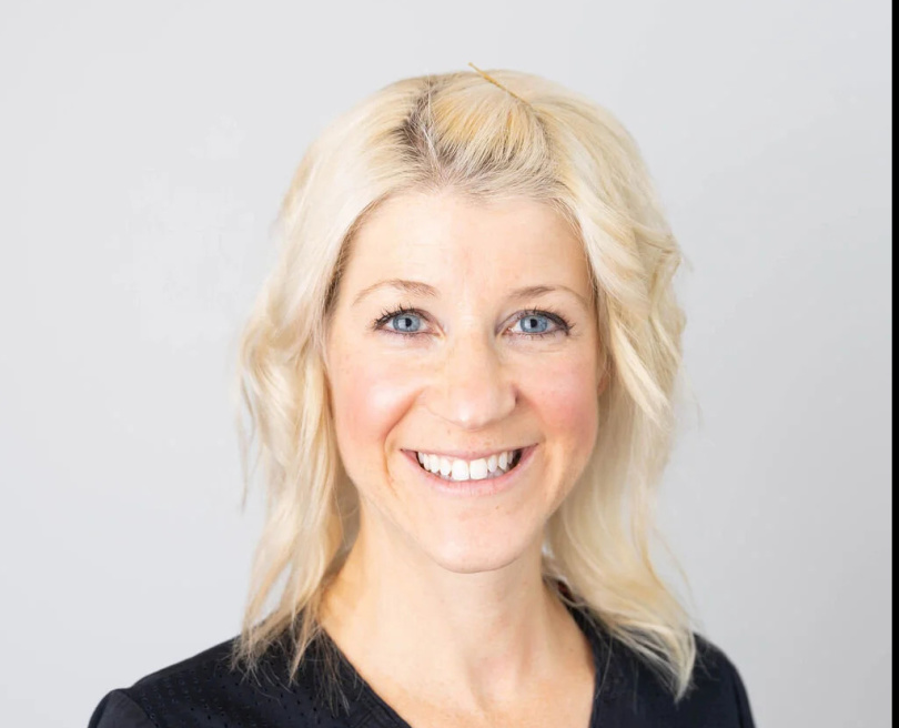 Dr. Holly MacPherson