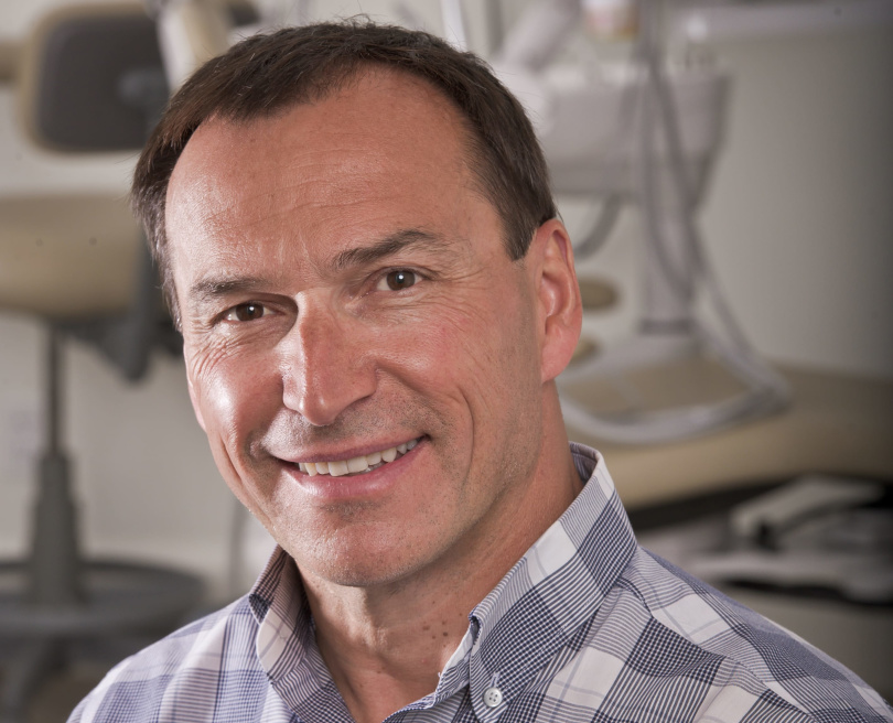 Dr. Norman Béland Dentist at Hollinger Dental Group hellodent