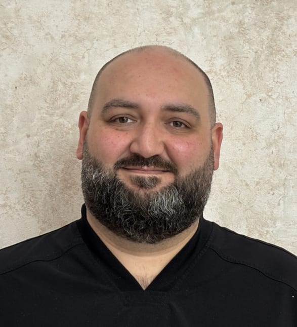 Dr. Ahmad Altabatabaee, Dentist in Kennedy East Dental - Portrait Photo