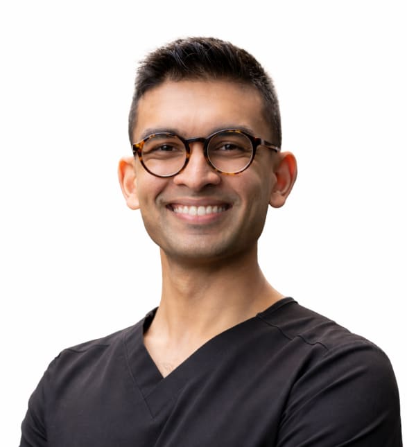 Dr. Khalid Hossain, Dentist in Thorncliffe Dental Centre - Portrait Photo