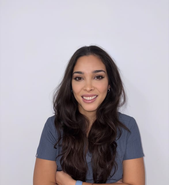 Dr. Fernanda Barona, Dentist in Dawson Dental - Toronto (Downtown) - Portrait Photo