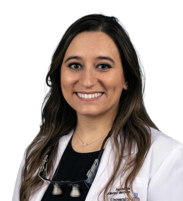 Dr. Maria-Paula Sicotte-Mendoza, Dentist at Espace sourire St-François - Portrait Photo