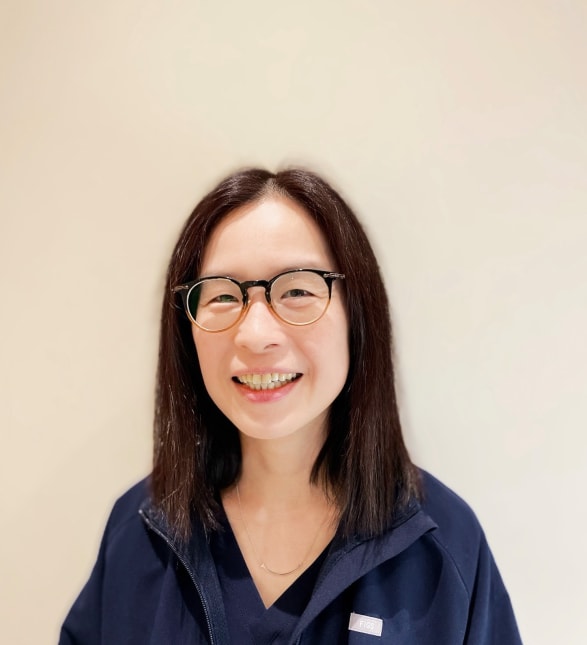 Dr. Lucia Lam, Dentist in O'Connor Dental Centre - Portrait Photo