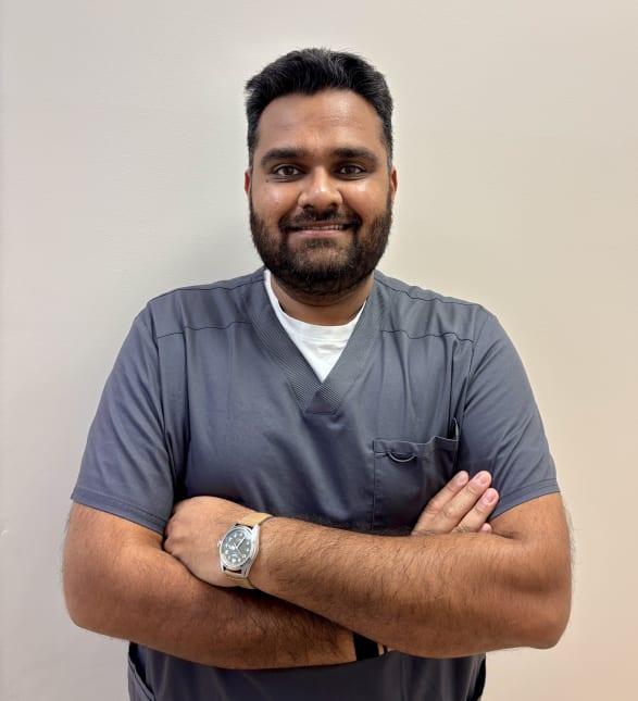 Dr. Monil Patel, Dentist in Falls Family Dental - Portrait Photo