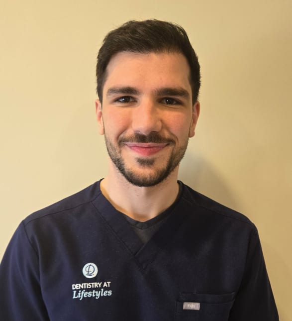 Dr. Hamza Al-Shammaa, Dentist at Dentistry at Lifestyles - Portrait Photo