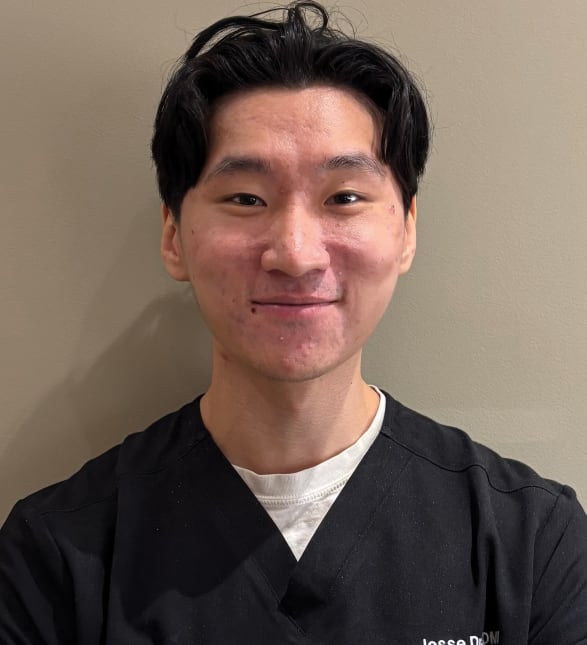 Dr. Jesse Du, Dentist at LifeSmiles Dental - La Salle - Portrait Photo