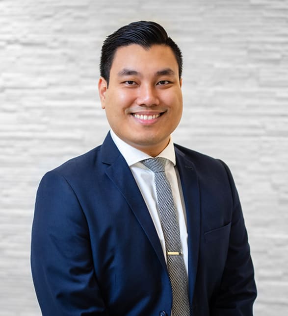 Dr. Geoffrey Tsai, Dentist in Centre Dentaire Jardins Dorval - Portrait Photo