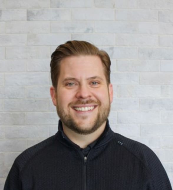 Dr. Daniel Nosyk, Dentist in  - Portrait Photo