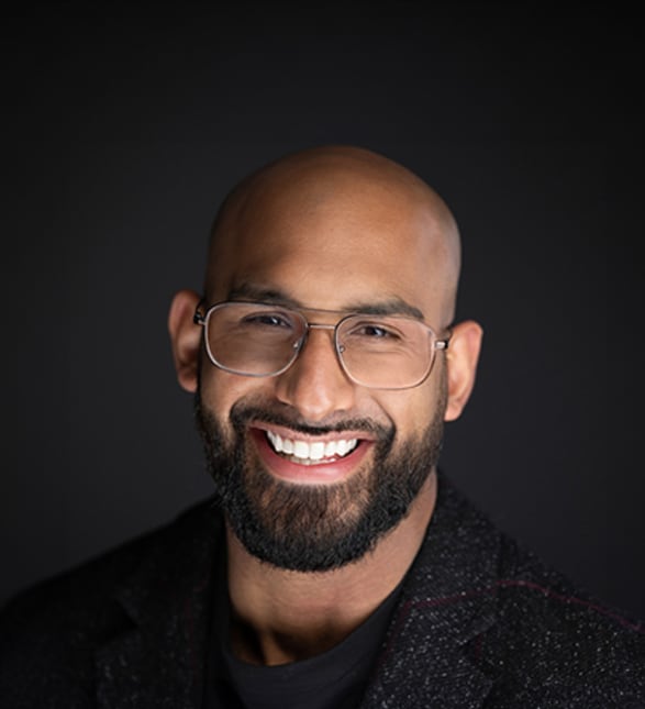 Dr. Sunny Virdi, Dentist in Cityplace Dental Group - Portrait Photo