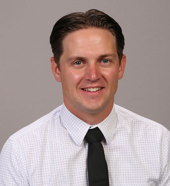 Dr. Josh Garry, Dentist in Garrison Woods Dental - Portrait Photo