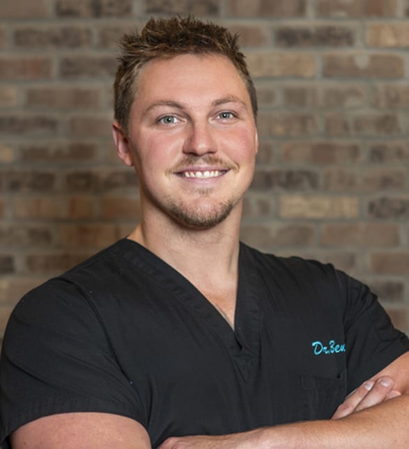 Dr. Ben Vangalen, Dentist in Fifth Avenue Dental - Portrait Photo