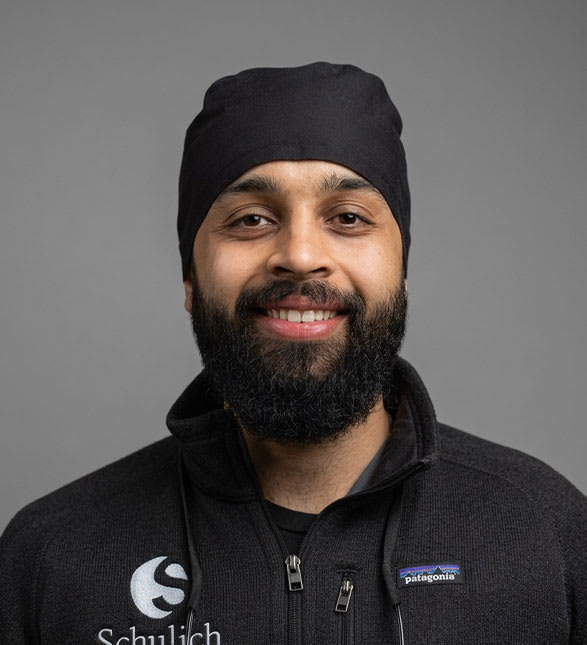 Dr. Jaskaran Beniwal, Dentist at Monarch Dental - Portrait Photo