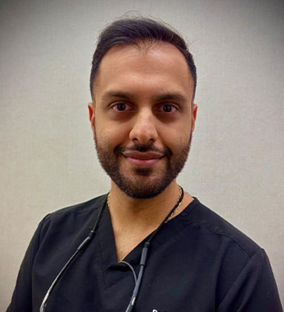 Dr. Kassra Baghaei, Dentist in Dentistry in Ajax - Portrait Photo