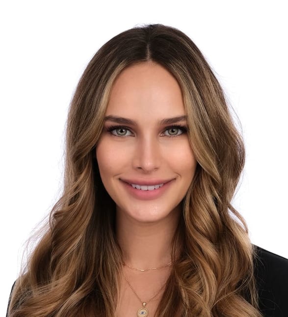 Dr. Madison Mady, Dentist in Alexis Dental - Portrait Photo