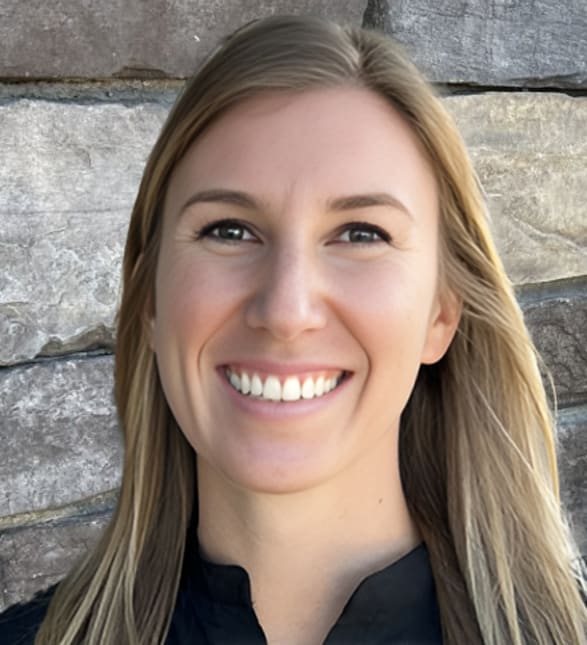 Dr. Kari Fowler, Dentist in Legacy Dental - Portrait Photo