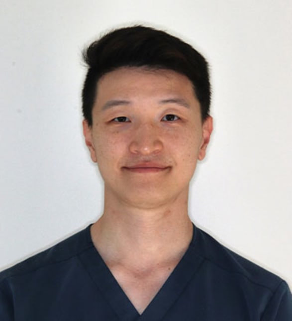 Dr. Juhoon (Richard) Kim, Dentist in Metro Dental Care - Portrait Photo