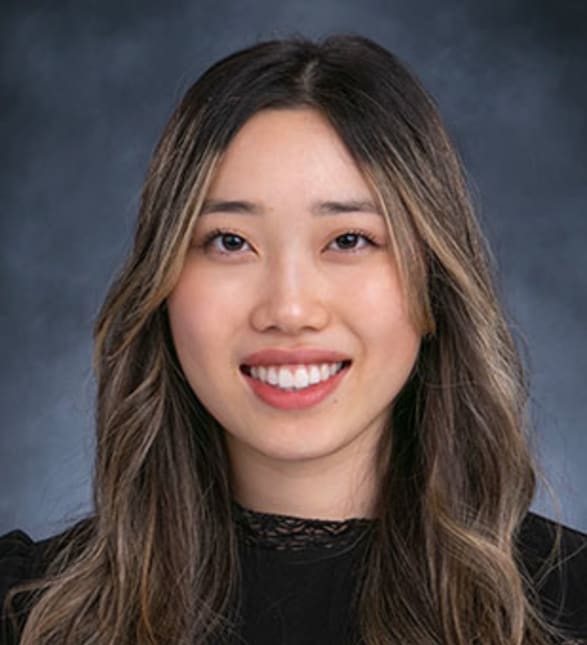 Dr. Tasha Hou, Dentist in Metro Dental Care - Portrait Photo
