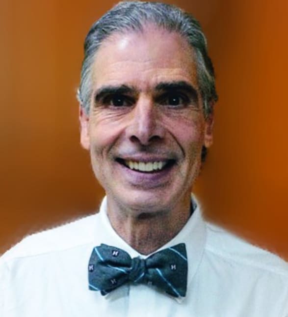 Dr. Ian Grayson, Dentist in Dawson Dental - Newmarket - Portrait Photo